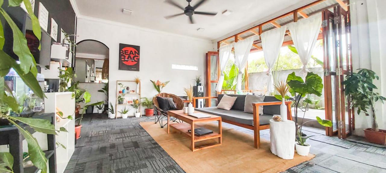 Beanbag Bintan Backpacker Pansiyon Kangkakawal Dış mekan fotoğraf