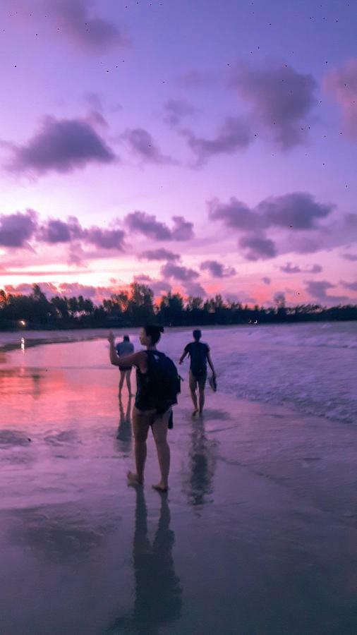 Beanbag Bintan Backpacker Pansiyon Kangkakawal Dış mekan fotoğraf